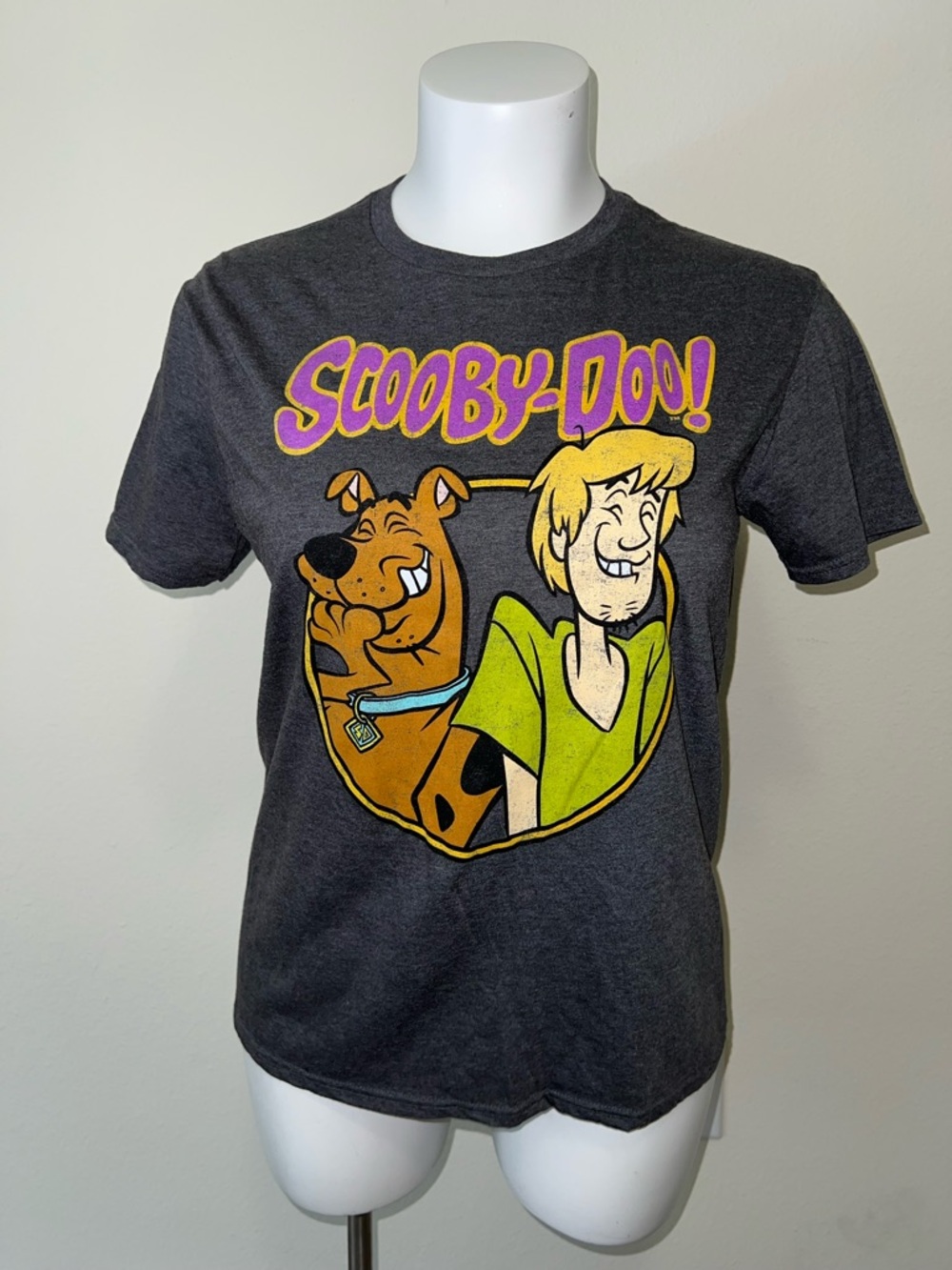 Scooby-Doo Women’s Graphic Tee - Charcoal with Yellow & Green Print